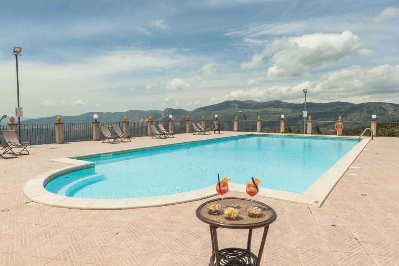 Pigna D'Oro Country Hotel Santo Stefano Quisquina Eksteriør bilde