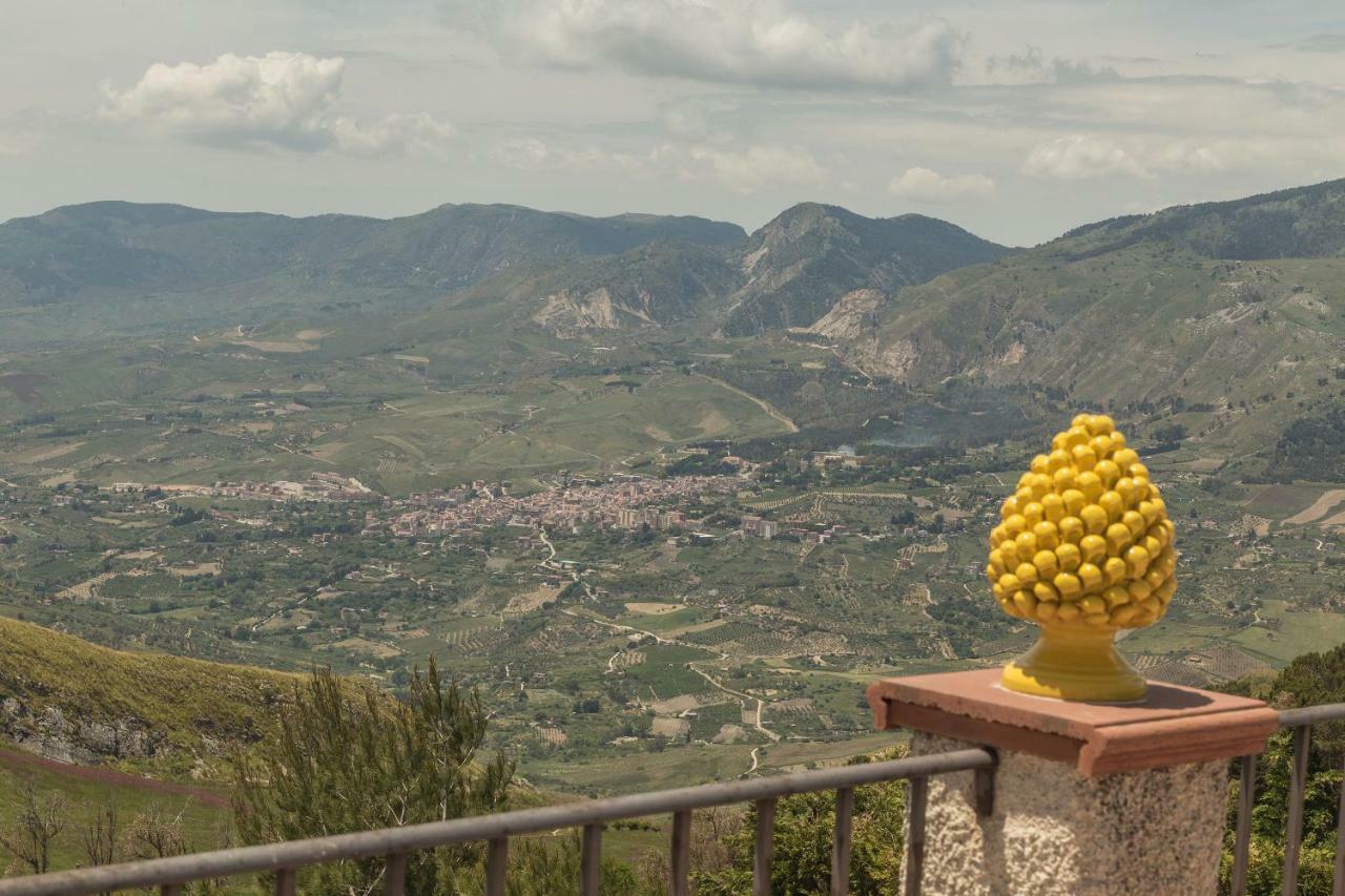 Pigna D'Oro Country Hotel Santo Stefano Quisquina Eksteriør bilde